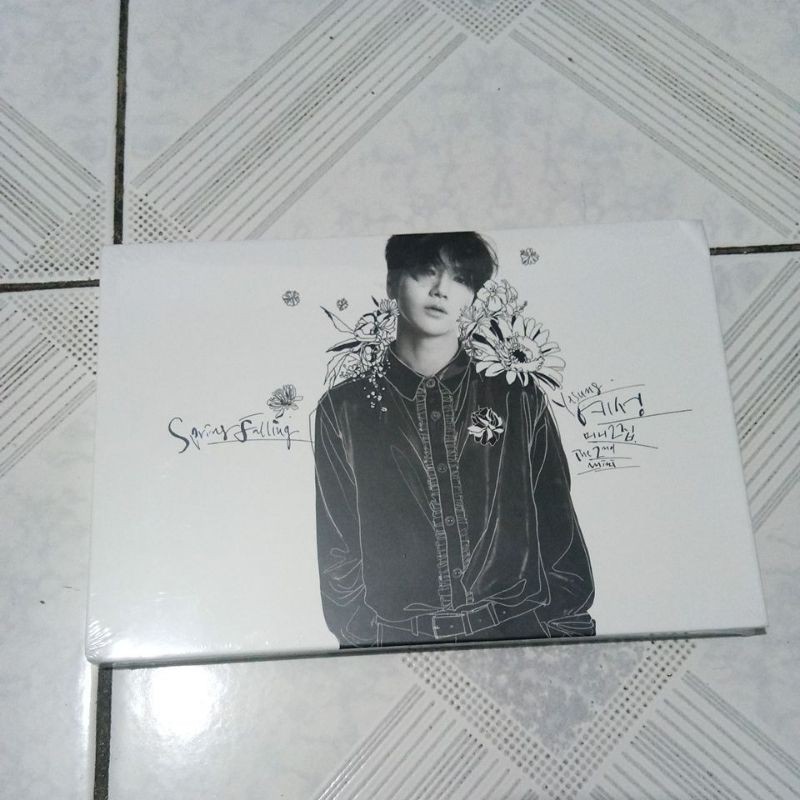 Yesung~spring falling album(booked)