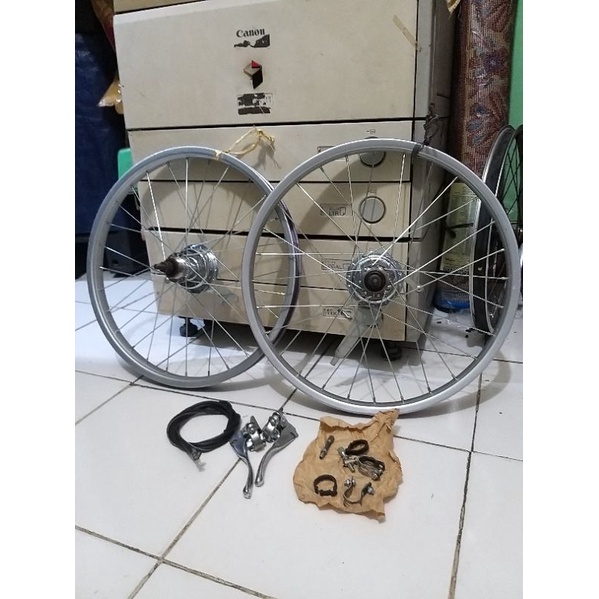 Vleg Sepeda Hub Golden Deer Uk 20 Inch lowrider minion bmx