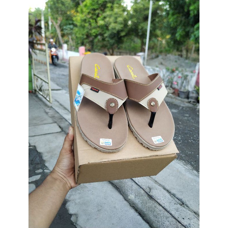 SANDAL JAPIT PRIA/ MONDAY /KEKINIAN /SANDAL JAPIT KULID-Coklat