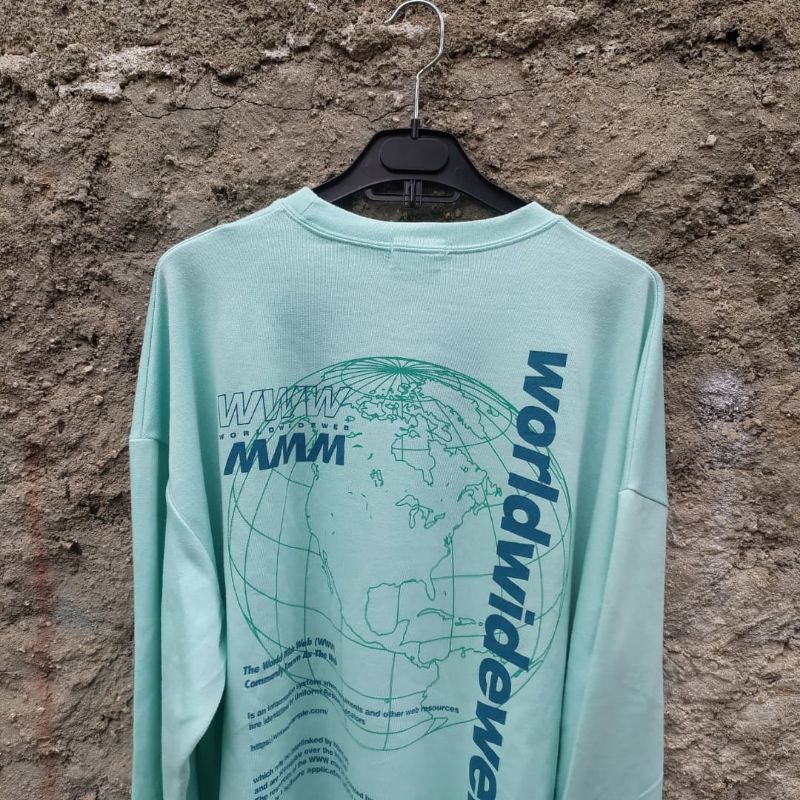 Crewneck Awesome Apparel