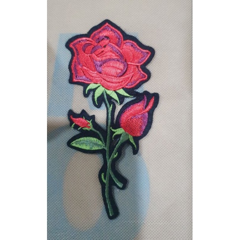 aksesoris baju / bordiran mawar besar / tempelan lucu