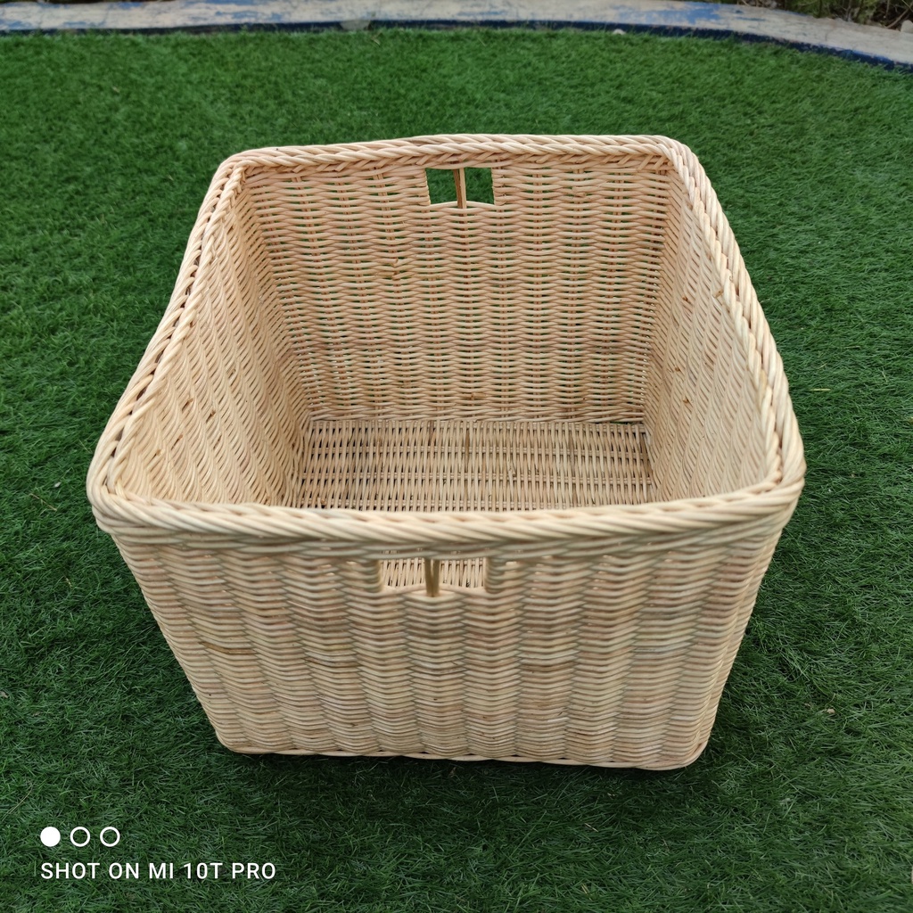 Kerajinan Tangan Rotan - Keranjang Storage Box Serbaguna - 32x36x25cm