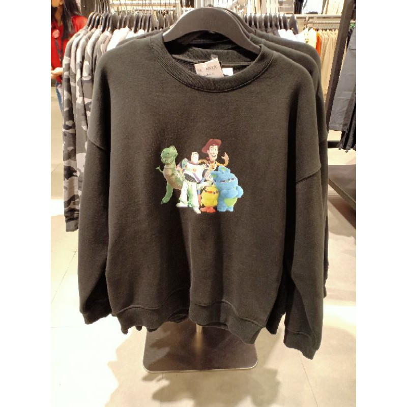 H&M SWEATER TOY STORY UNTUK PRIA