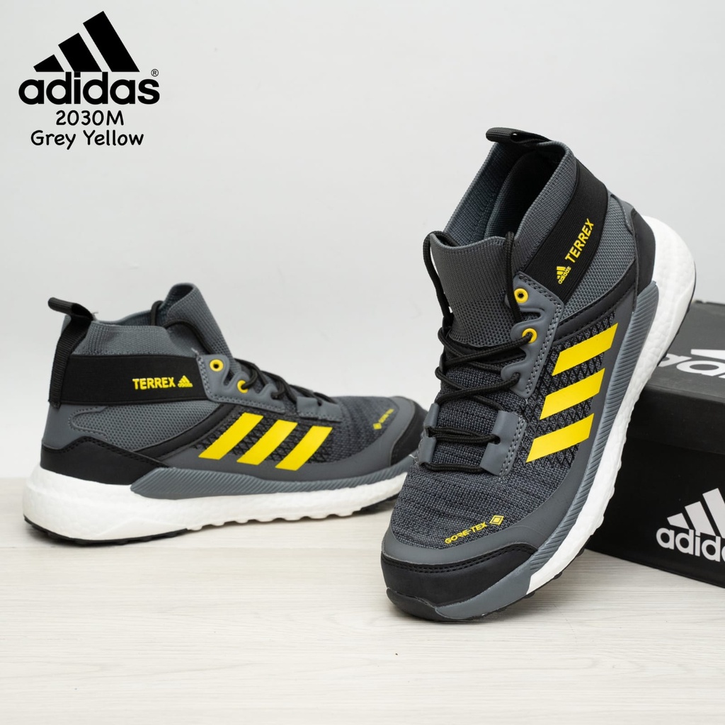 SEPATU COWOK 2030M