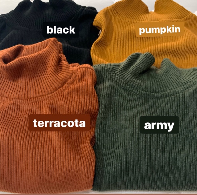 Turtle Neck Set Cameelbaby