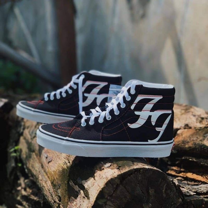 vans sk8 hi foo fighters