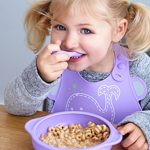 Marcus Marcus Silicone Palm Spoon Sendok Makan Anak Pegang Sendiri