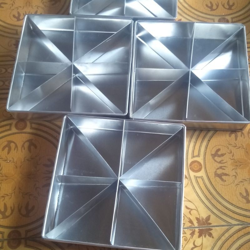 loyang sekat brownies / loyang sekat brownies 20x20 / loyang brownies sekat