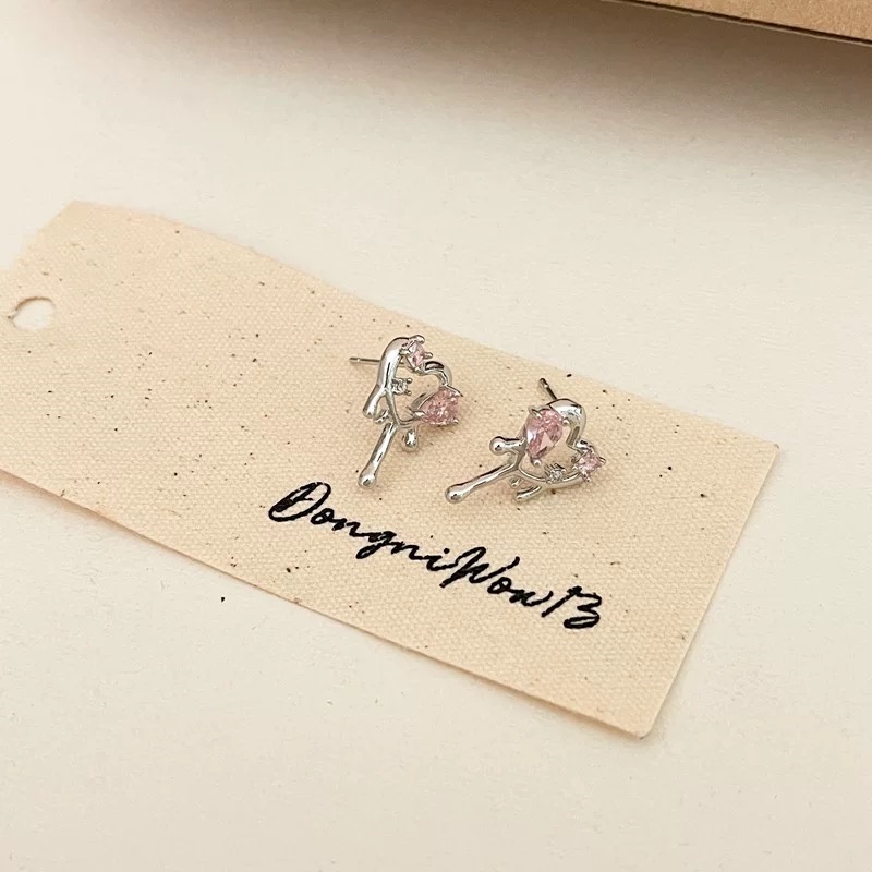 Anting Bentuk Hati Warna Pink Gaya Korea Untuk Aksesoris