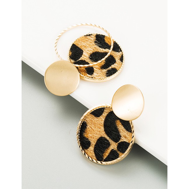 LRC Anting Tusuk Fashion White Geometric Round Alloy Double Leopard Print P49954