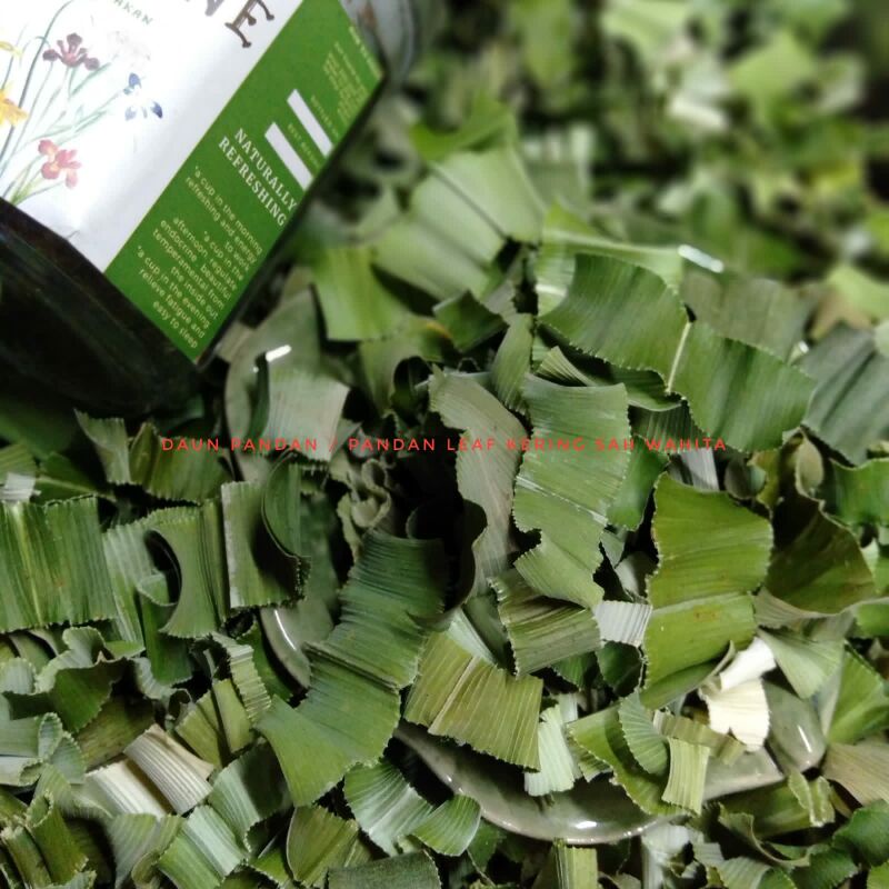 

daun pandan kering / simplisia 50gr