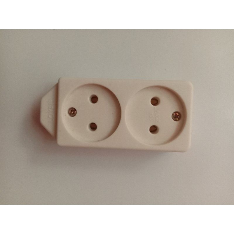 Stop Kontak 2 Lubang OB Loyal  LY-902T