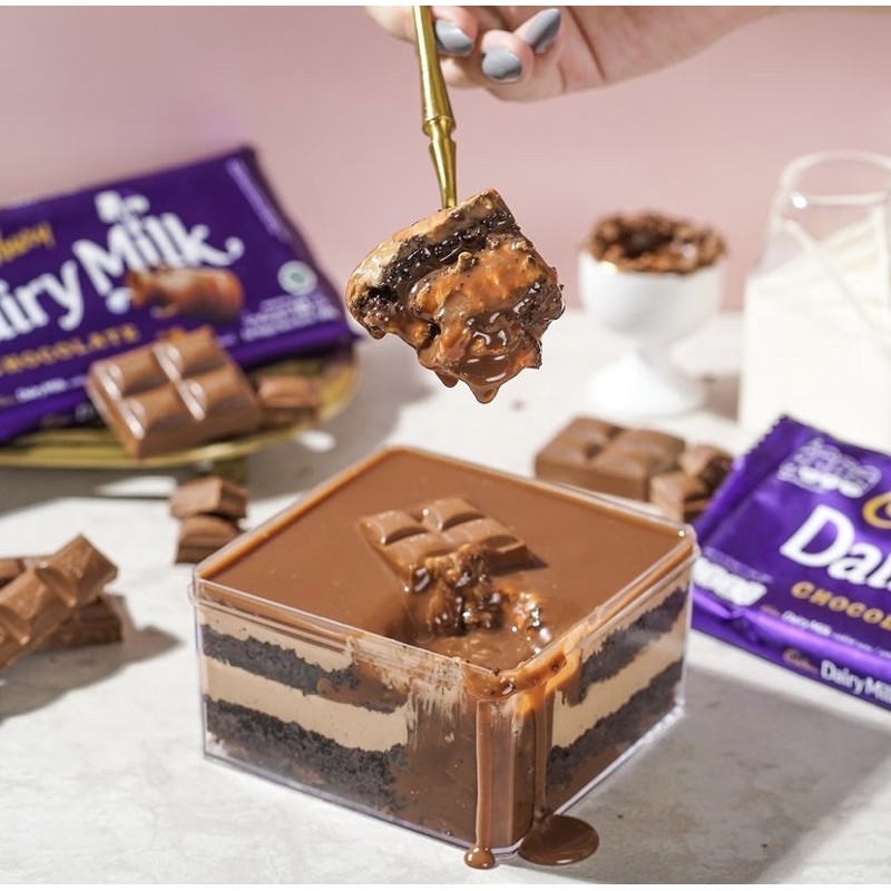 

Choco heaven made with cadburry dessert box bittersweet by najla semarang