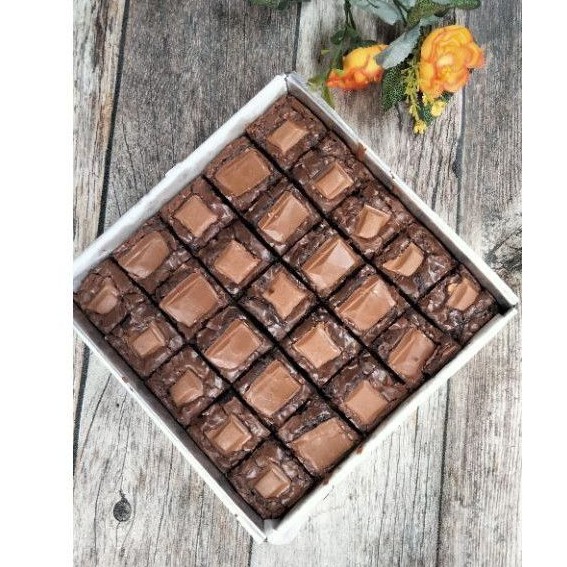 

Brownies Nyonyah Varian Trio Choco