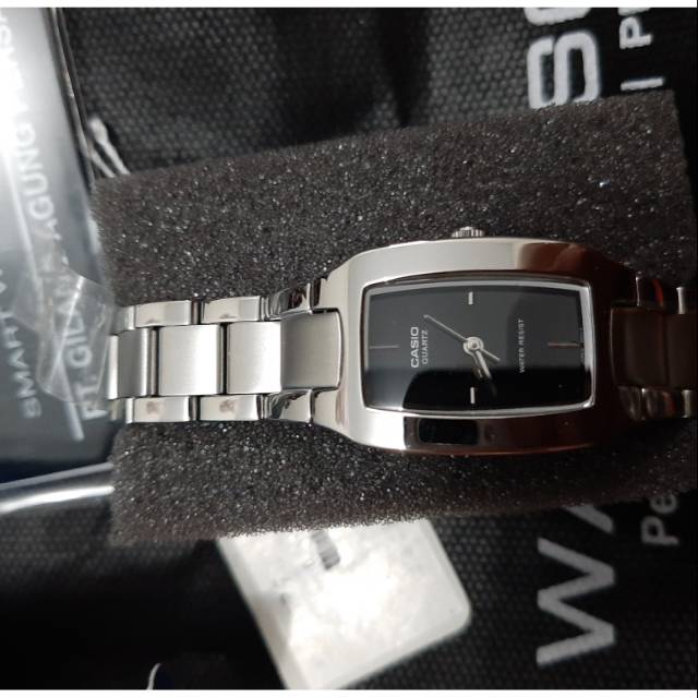 

Casio Originalae 1165 Hitam