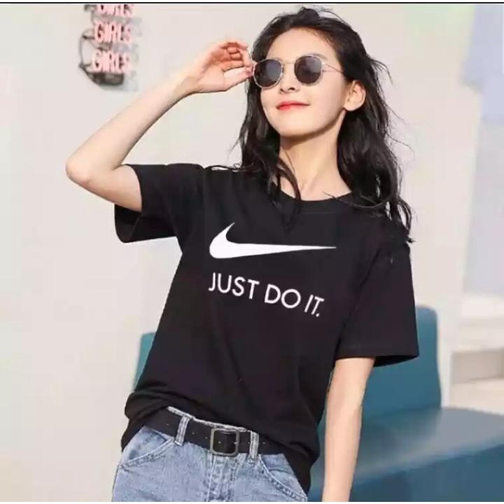 T-shirt wanita just do it