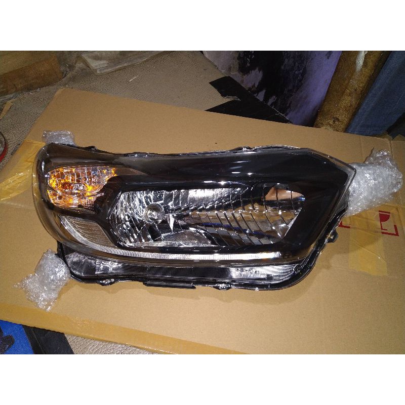 Headlamp Brio/Mobilio Facelift Smoke atau chrome