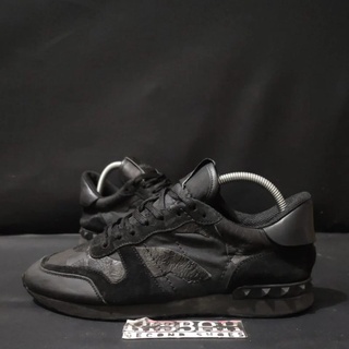 valentino trainers black and grey