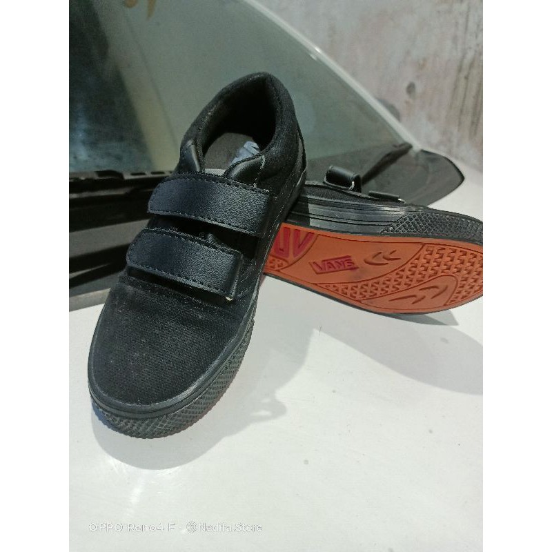 Sepatu Sekolah Hitam | Grosir Sepatu Vans Kids