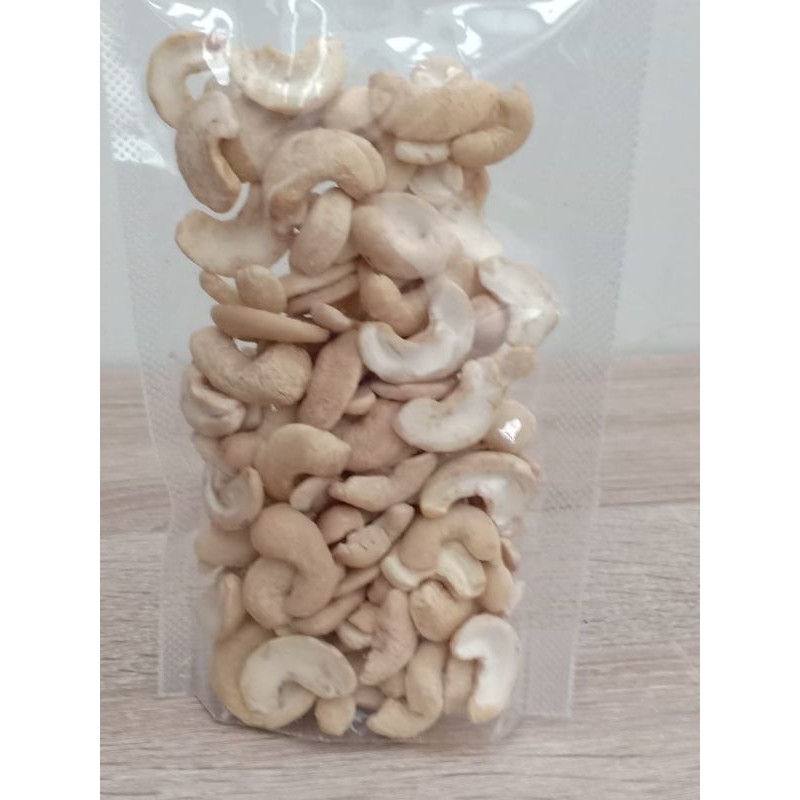 

Rawcashew (Kacang mede / mete organic) 100 gr