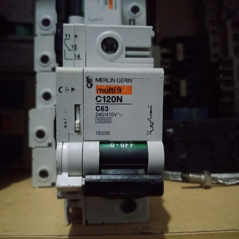 mcb merlin gerin c120n 63a 1p