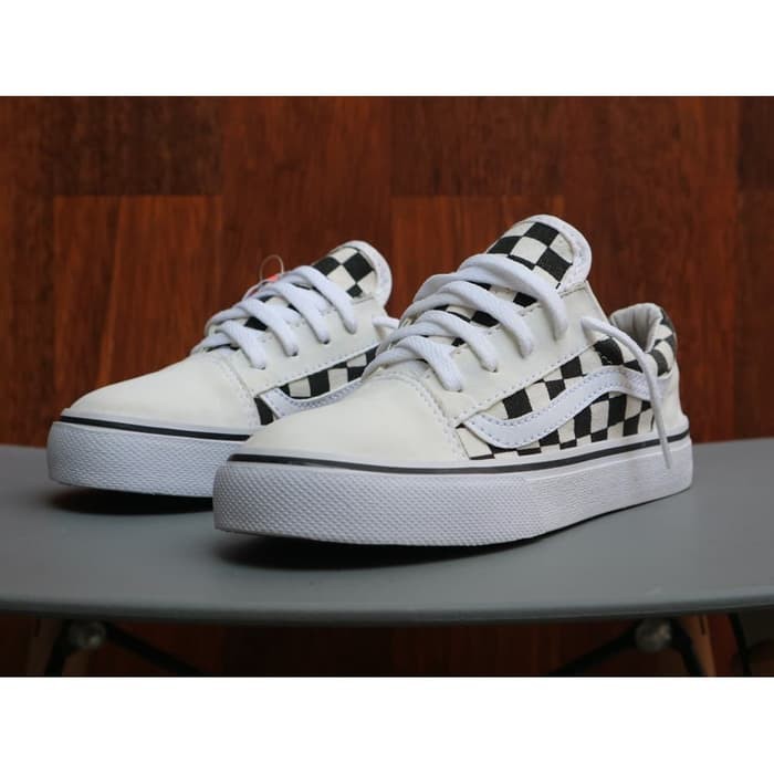 vans old skool checkerboard cream