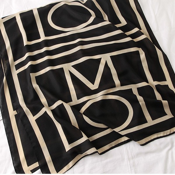 Syal Premium Pasmina Wanita Lebar Hitam Hijab Korea Keren Exclusive Pashmina Lebar Scarf Kantoran-4