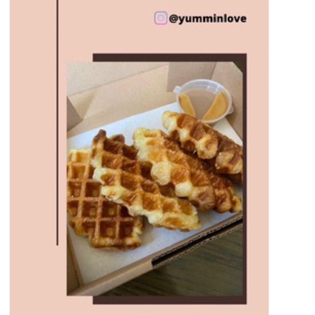 

Croffle with Dipping Sauce