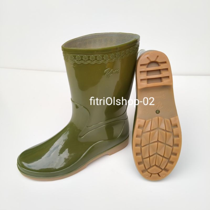 termurah sepatu boots karet pendek wanita anti air boots yumeida ym2