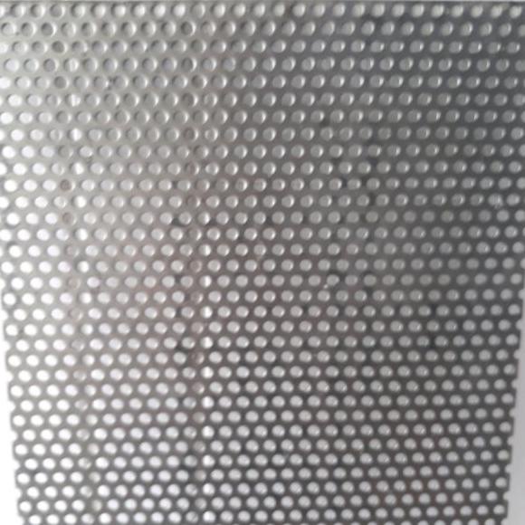 Plat Besi Lubang 4Mm Saringan Mesin Cacah Tebal 1.2Mm Uk 20X50Cm La