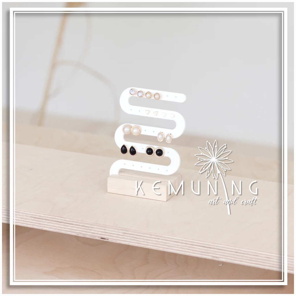 ZIGZAG DISPLAY EARRING / TEMPAT ANTING-ANTING ZIGZAG