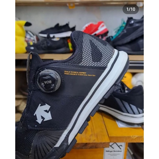 Sepatu Running TrailRun Descente UK 41