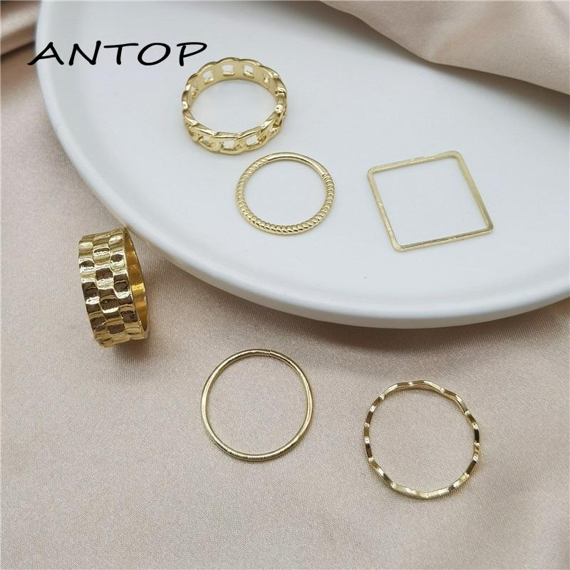 4pcs / Set Cincin Buku Jari Aneka Bentuk Gaya Retro Untuk Wanita