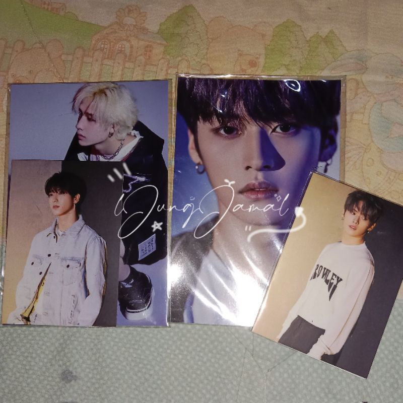 Read Desc - Yellow Wood Card Postcard Special Straykids Murah