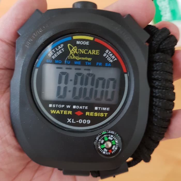 Stopwatch digital multifungsi olahraga alat pengukur waktu , kompas dan alarm