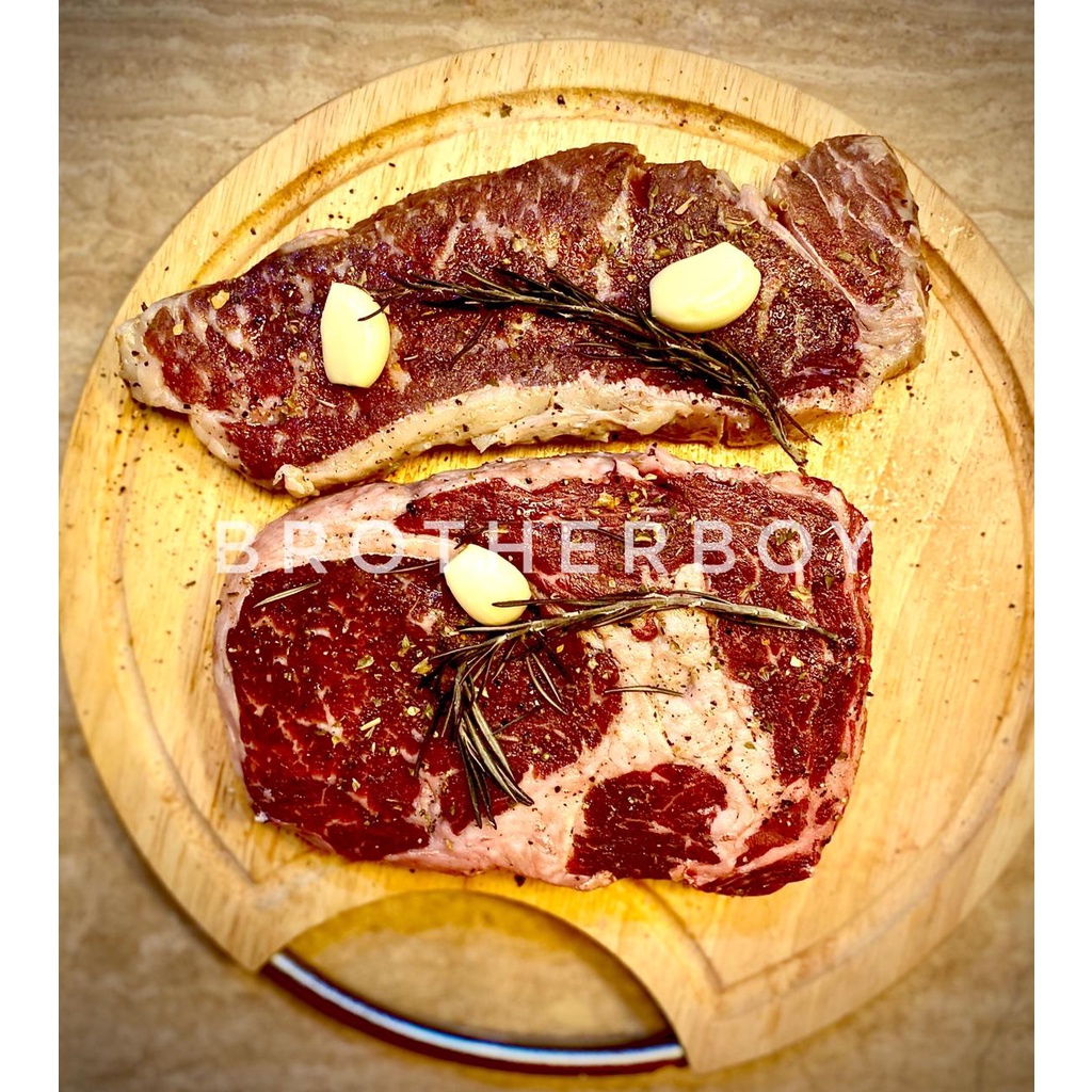 

RIB EYE/ STRIPLOIN/ SIRLOIN WAGYU STEAK MB 5++ SAPI DAGING BOGOR