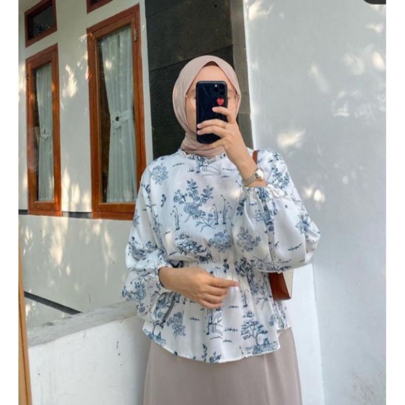 Village crinkle blouse white by outfix