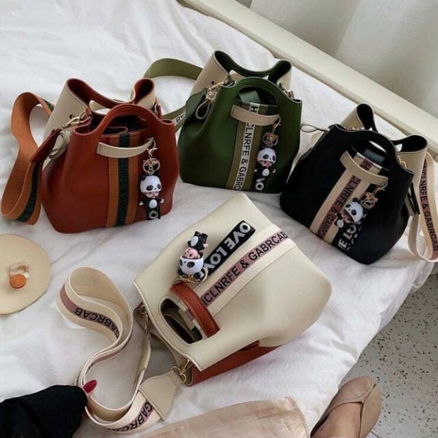 Tas Wanita Kode : JE482