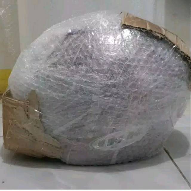 

Bubble warp untuk melindungi pesanan anda