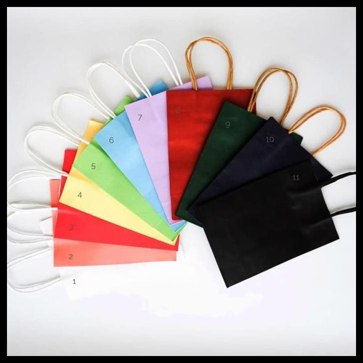 

Ready Stock Kantong Kertas Paper Bag Polos Warna Kantung Goodie Souvenir 21X8X15 S - Putih