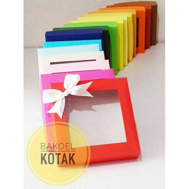 

Box Coklat / Kotak coklaat