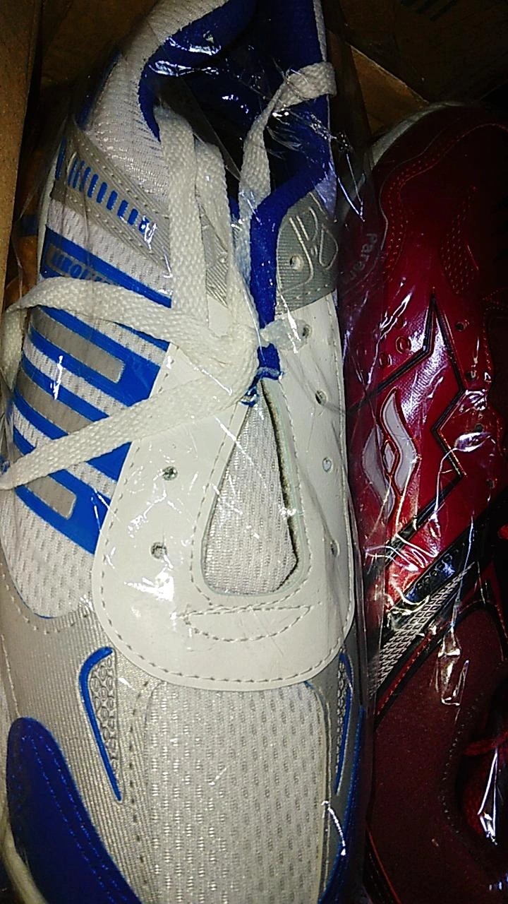 Sepatu Paramoondd / Sepatu Badminton / Sepatu Running / Sepatu Olahraga / Sepatu Pria / Sepatu Lari / Sepatu Sneakers / Sepatu Sport