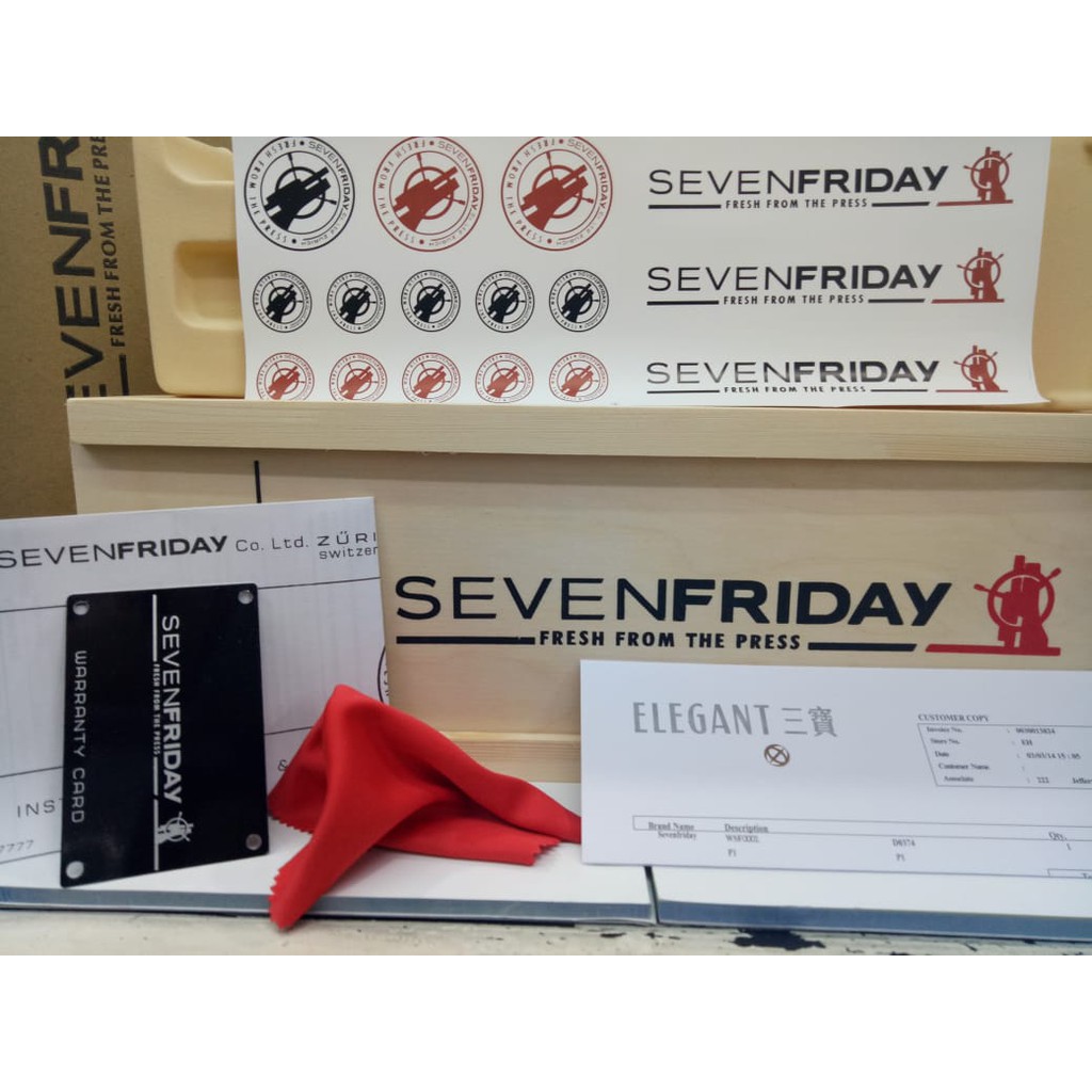 

KOTAK JAM TANGAN / BOX KAYU MERK SEVEN FRIDAY PREMIUM MODEL A