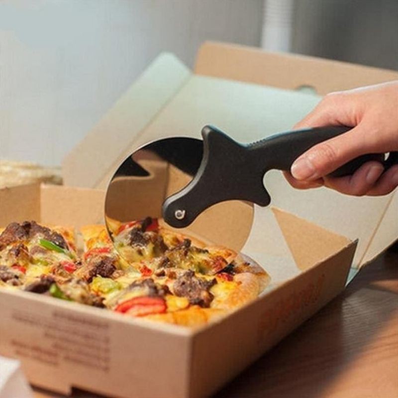 

PIZZA CUTTER