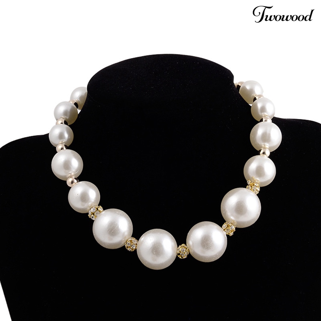 Twowood Faux Pearl Rhinestone Women Necklace Alloy Round Short Type Necklace for Valentine Day