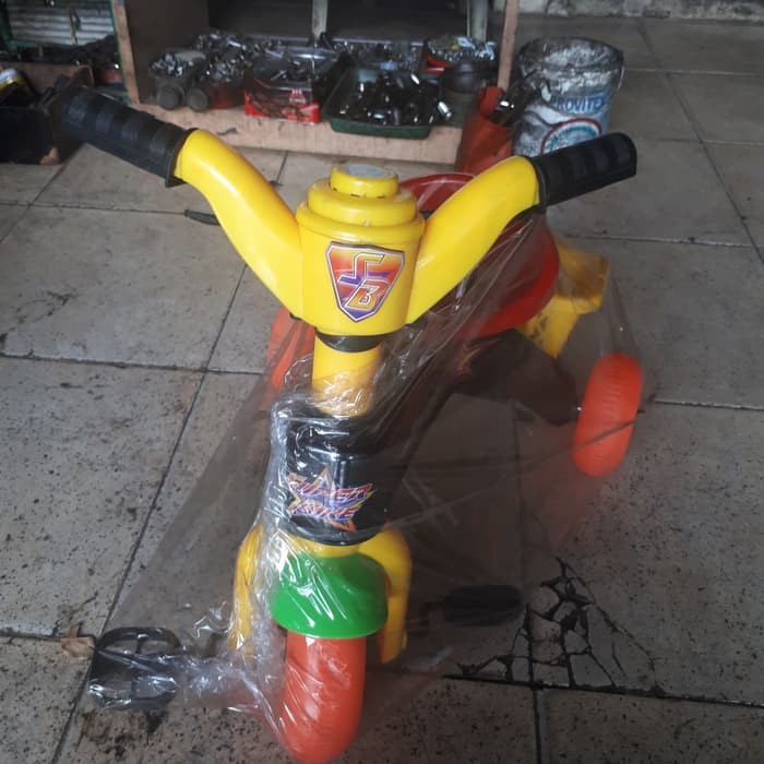 sepeda roda tiga super bike plastik
