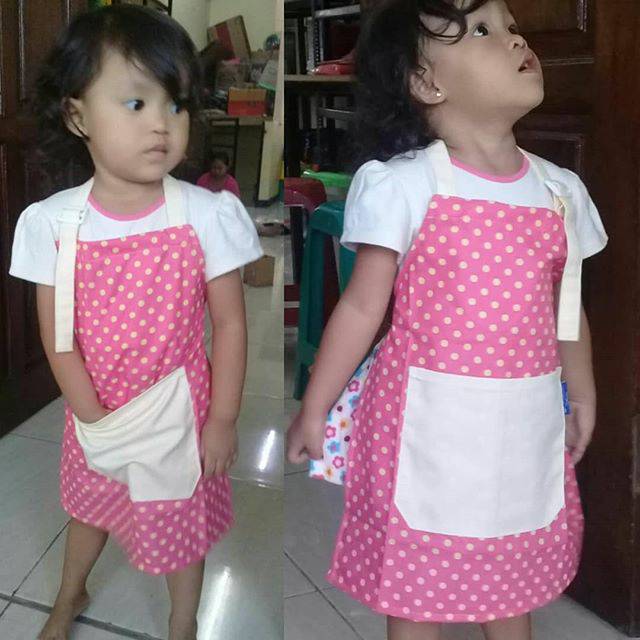 Celemek anak apron anak  &amp; topi koki motip karakter