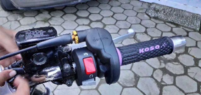 Saklar kanan stater plus on/off all motor bebek sport matic (SAKLAR OSS)