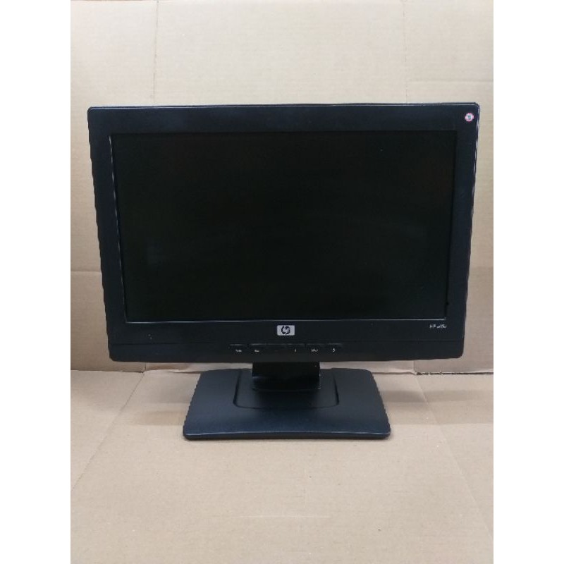 Monitor LCD 15 inci widescren