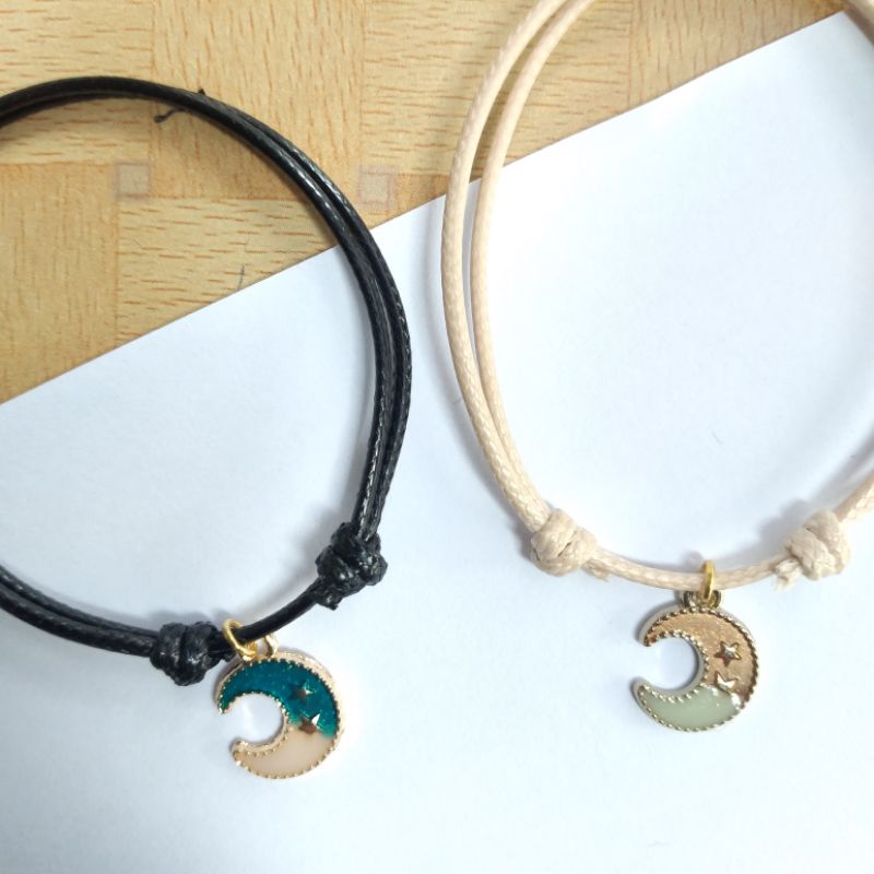 Gelang Tali Bulan Sabit
